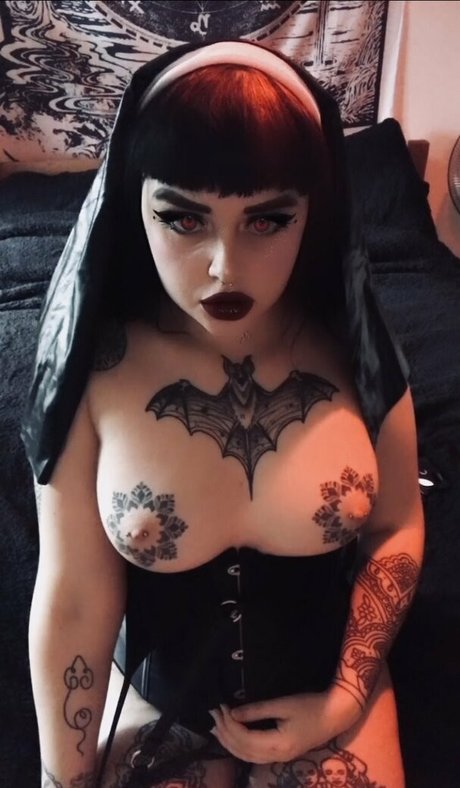 Nagie wyciekłe zdjęcie OnlyFans od Diilestrange