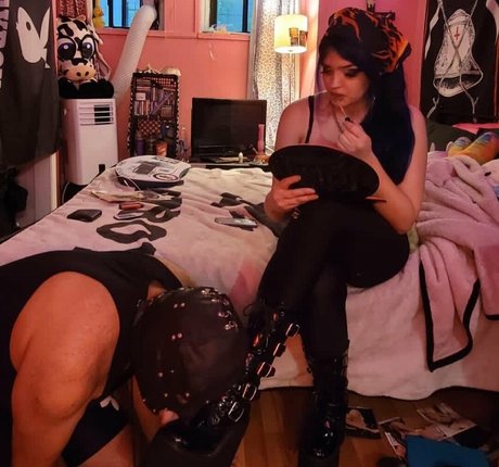 Leatherhoe666