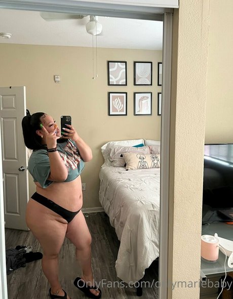 Nagie wyciekłe zdjęcie OnlyFans od Onlymariebaby