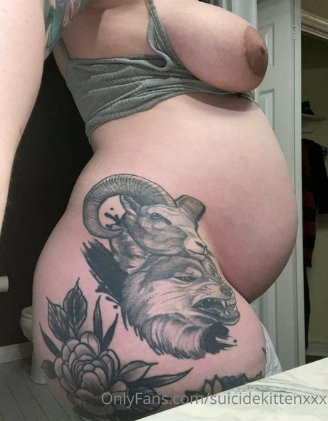 Nagie wyciekłe zdjęcie OnlyFans od Suicidekittenxxx