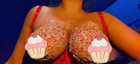 Nagie wyciekłe zdjęcie OnlyFans od Zaazaarina