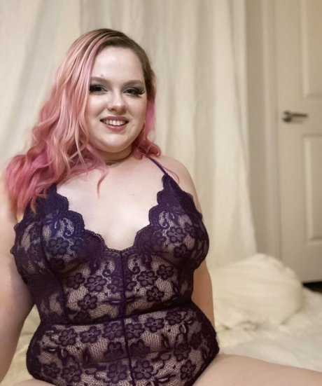 Nagie wyciekłe zdjęcie OnlyFans od Laylaluckie24