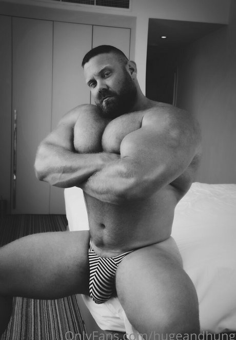 Nagie wyciekłe zdjęcie OnlyFans od Hugeandhung