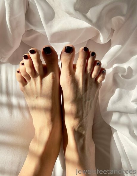 Jewelsfeetandtoes