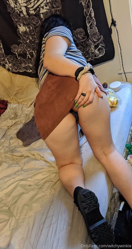 Witchywinkie