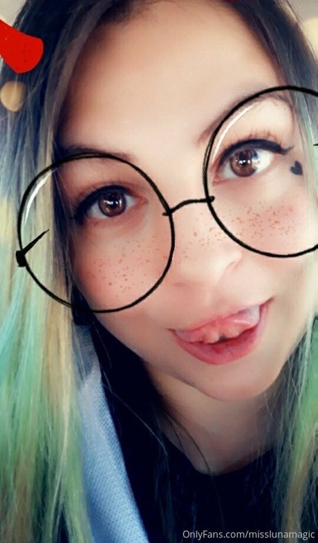 Nagie wyciekłe zdjęcie OnlyFans od Misslunamagic
