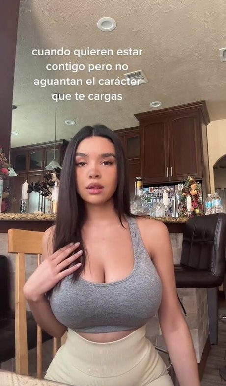 Nagie wyciekłe zdjęcie OnlyFans od Erika Morfin