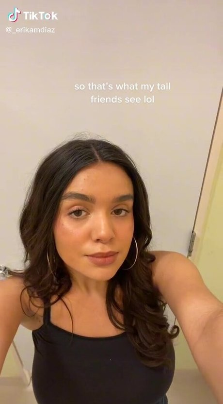 Nagie wyciekłe zdjęcie OnlyFans od Erika Morfin