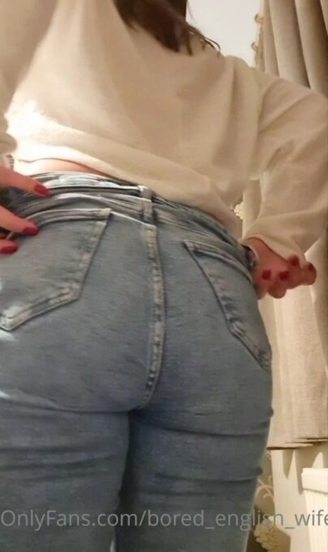 Nagie wyciekłe zdjęcie OnlyFans od Boredenglishwife