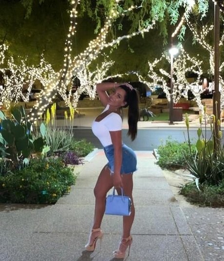 Nagie wyciekłe zdjęcie OnlyFans od Nikki Waka