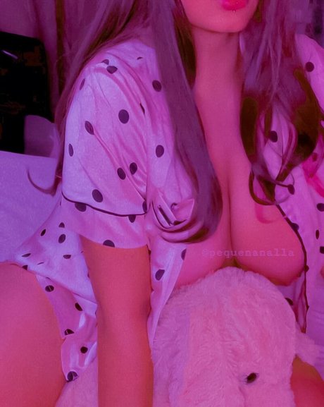 Nagie wyciekłe zdjęcie OnlyFans od Littlenalla