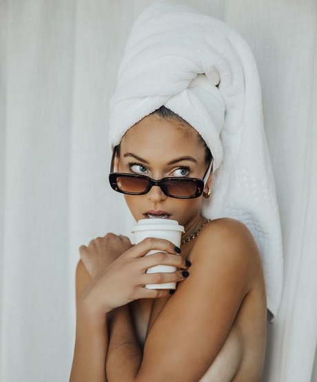 Nagie wyciekłe zdjęcie OnlyFans od Alyssa Lynch