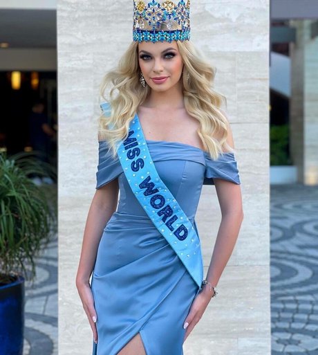Nagie wyciekłe zdjęcie OnlyFans od Karolina Bielawska
