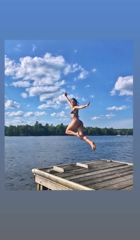 Shantel Vansanten