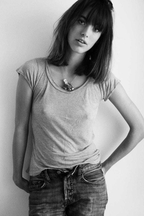 Nagie wyciekłe zdjęcie OnlyFans od Louise Follain