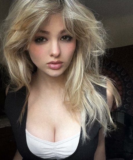 Nagie wyciekłe zdjęcie OnlyFans od Ember Vail
