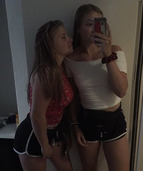 Nagie wyciekłe zdjęcie OnlyFans od Aline Zwahlen