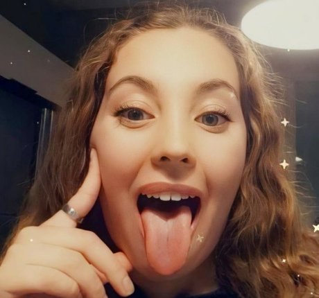 Nagie wyciekłe zdjęcie OnlyFans od Cumslutval