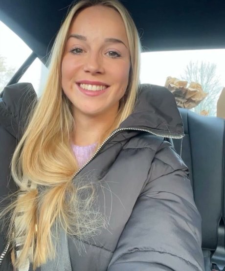 Nagie wyciekłe zdjęcie OnlyFans od Giulia Gwinn