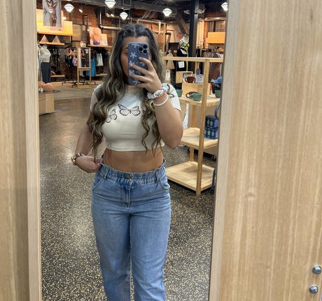 Nagie wyciekłe zdjęcie OnlyFans od Hanahoops