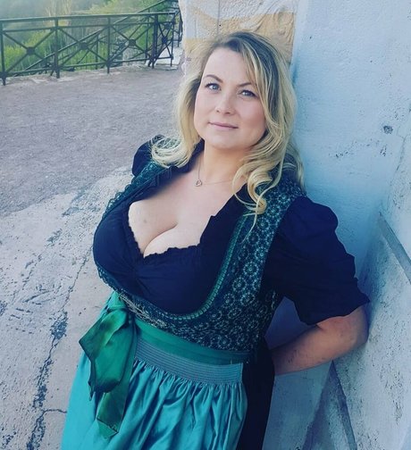 Nagie wyciekłe zdjęcie OnlyFans od Patirose