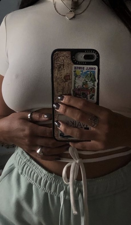 Nagie wyciekłe zdjęcie OnlyFans od Ceara Maya
