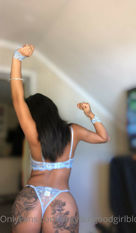 Sexybutgoodgirl