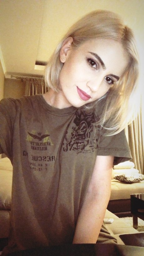 Nagie wyciekłe zdjęcie OnlyFans od Sarrabooo