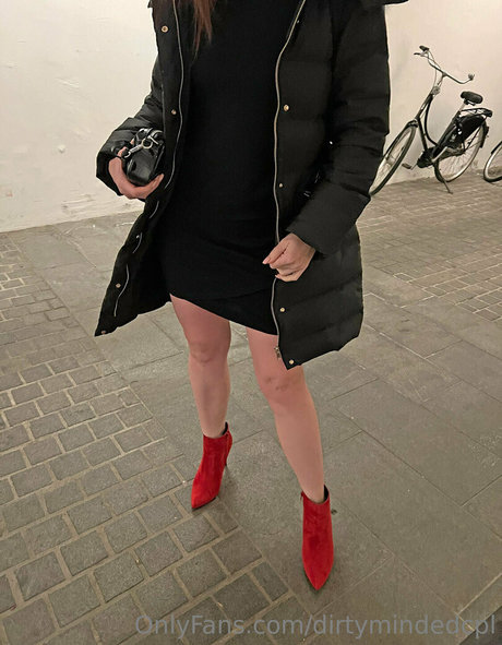 Nagie wyciekłe zdjęcie OnlyFans od Dirtymindedcpl