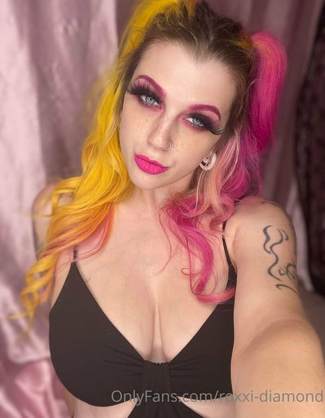 Nagie wyciekłe zdjęcie OnlyFans od Roxxi Diamond