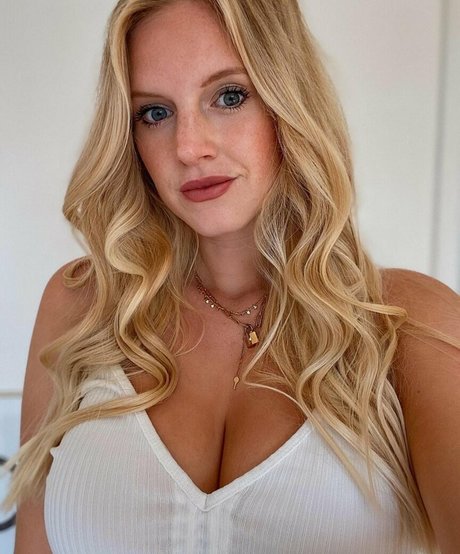 Nagie wyciekłe zdjęcie OnlyFans od Sophie