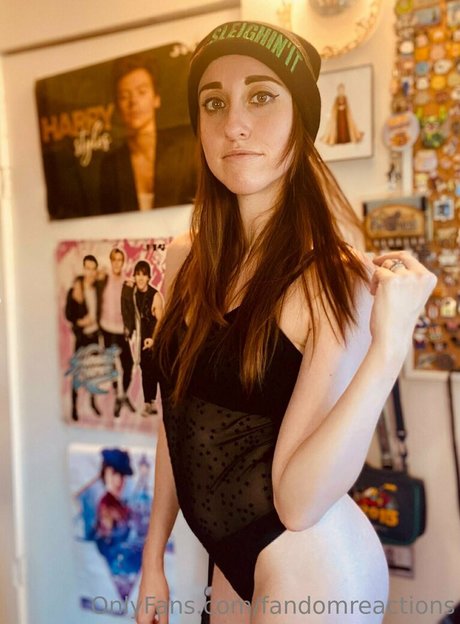Nagie wyciekłe zdjęcie OnlyFans od Fandomreactions