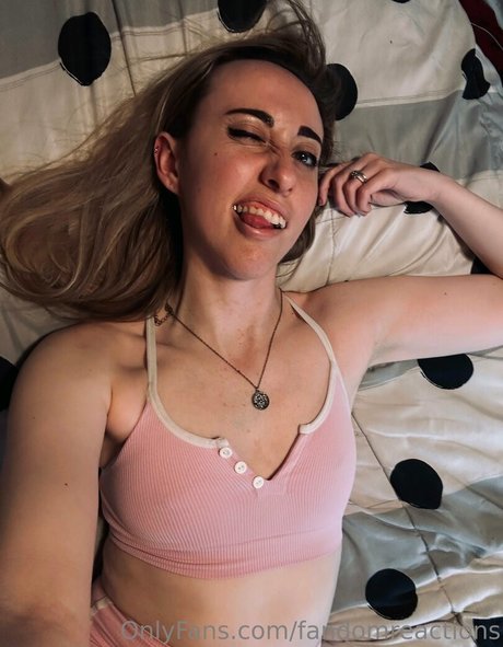 Nagie wyciekłe zdjęcie OnlyFans od Fandomreactions