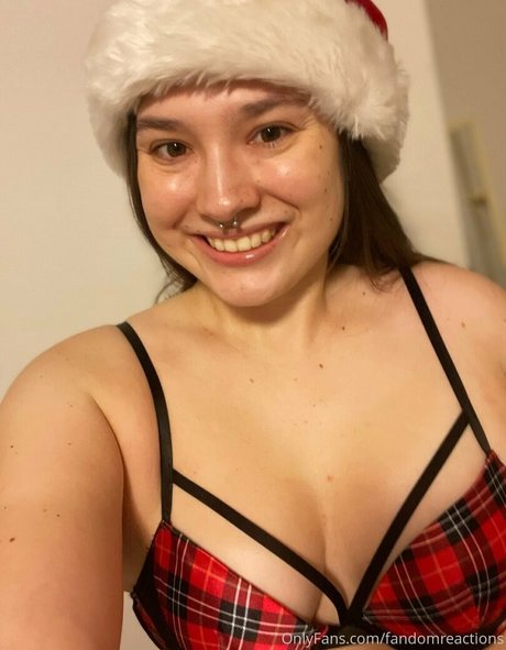 Nagie wyciekłe zdjęcie OnlyFans od Fandomreactions