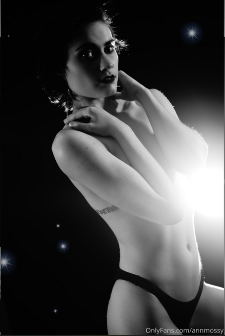 Nagie wyciekłe zdjęcie OnlyFans od Annmossy