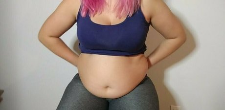 Agirlwholikestoeat