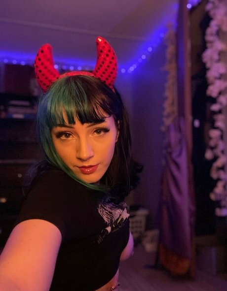 Nagie wyciekłe zdjęcie OnlyFans od Goddessnymph