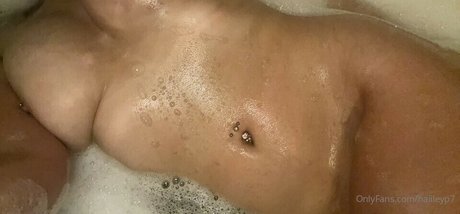 Nagie wyciekłe zdjęcie OnlyFans od Haiiileyp7