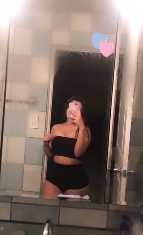 Nagie wyciekłe zdjęcie OnlyFans od Hediorher