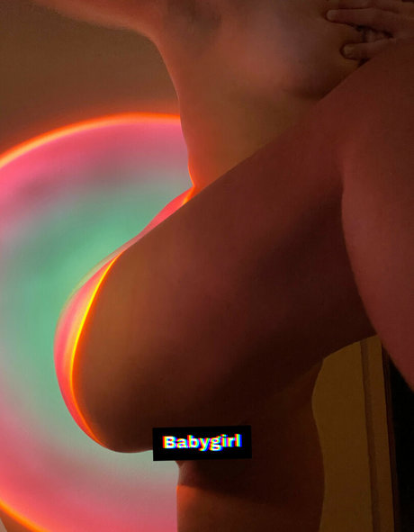 Nagie wyciekłe zdjęcie OnlyFans od Angrrboda