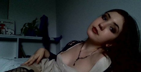 Nagie wyciekłe zdjęcie OnlyFans od Uwubrat
