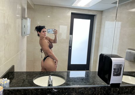Nagie wyciekłe zdjęcie OnlyFans od Sloane Nash