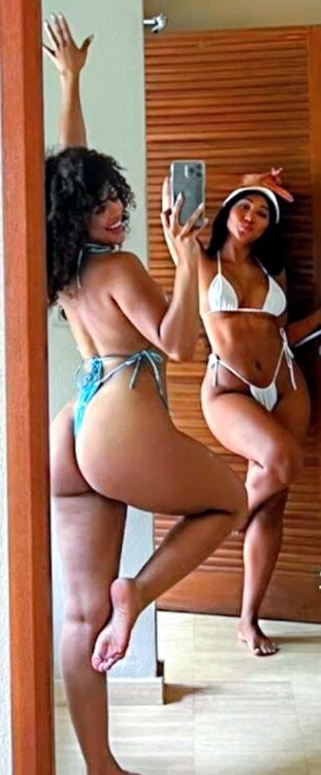 Nagie wyciekłe zdjęcie OnlyFans od Caitlyn Mwenifumbo