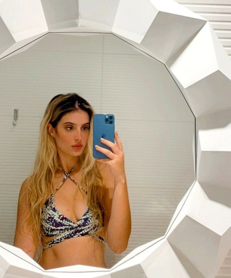 Nagie wyciekłe zdjęcie OnlyFans od Luisaodonto