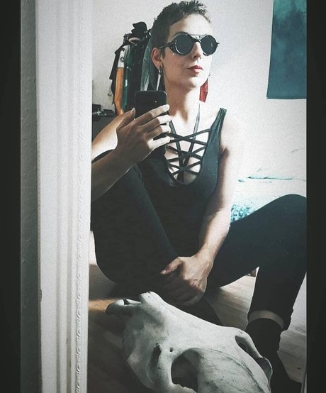 Nagie wyciekłe zdjęcie OnlyFans od Irina Mirella