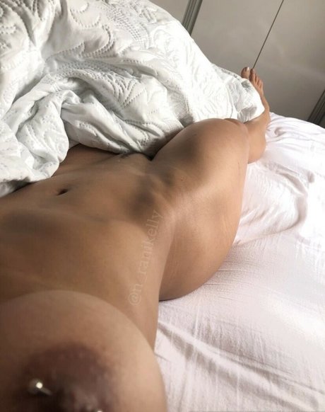 Nagie wyciekłe zdjęcie OnlyFans od Narlla Ranikelly