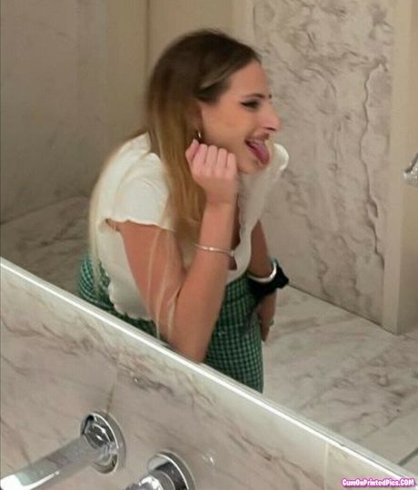 Nagie wyciekłe zdjęcie OnlyFans od Sophia Zisi