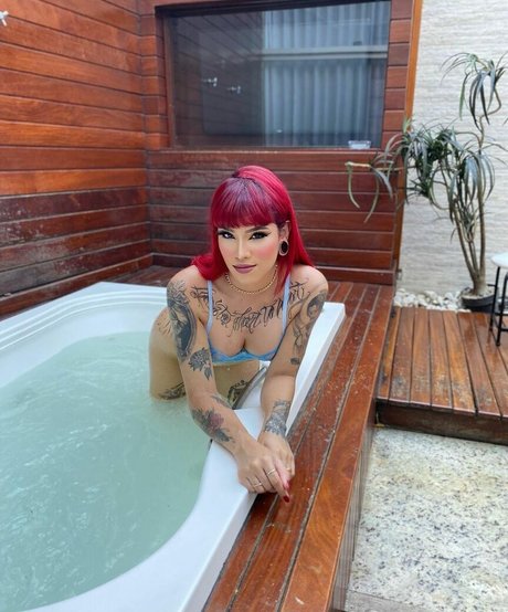 Ana Carolina