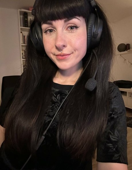 Nagie wyciekłe zdjęcie OnlyFans od Romisu