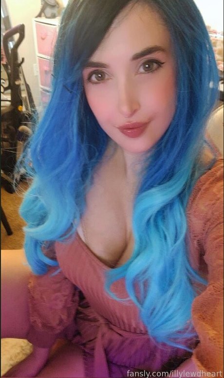 Nagie wyciekłe zdjęcie OnlyFans od Ilysuiteheart